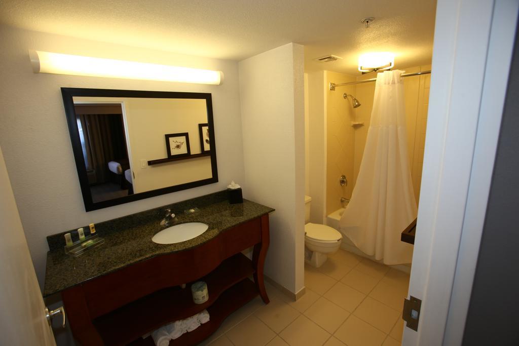 Greentree Inn & Suites Phoenix Sky Harbor Pokoj fotografie