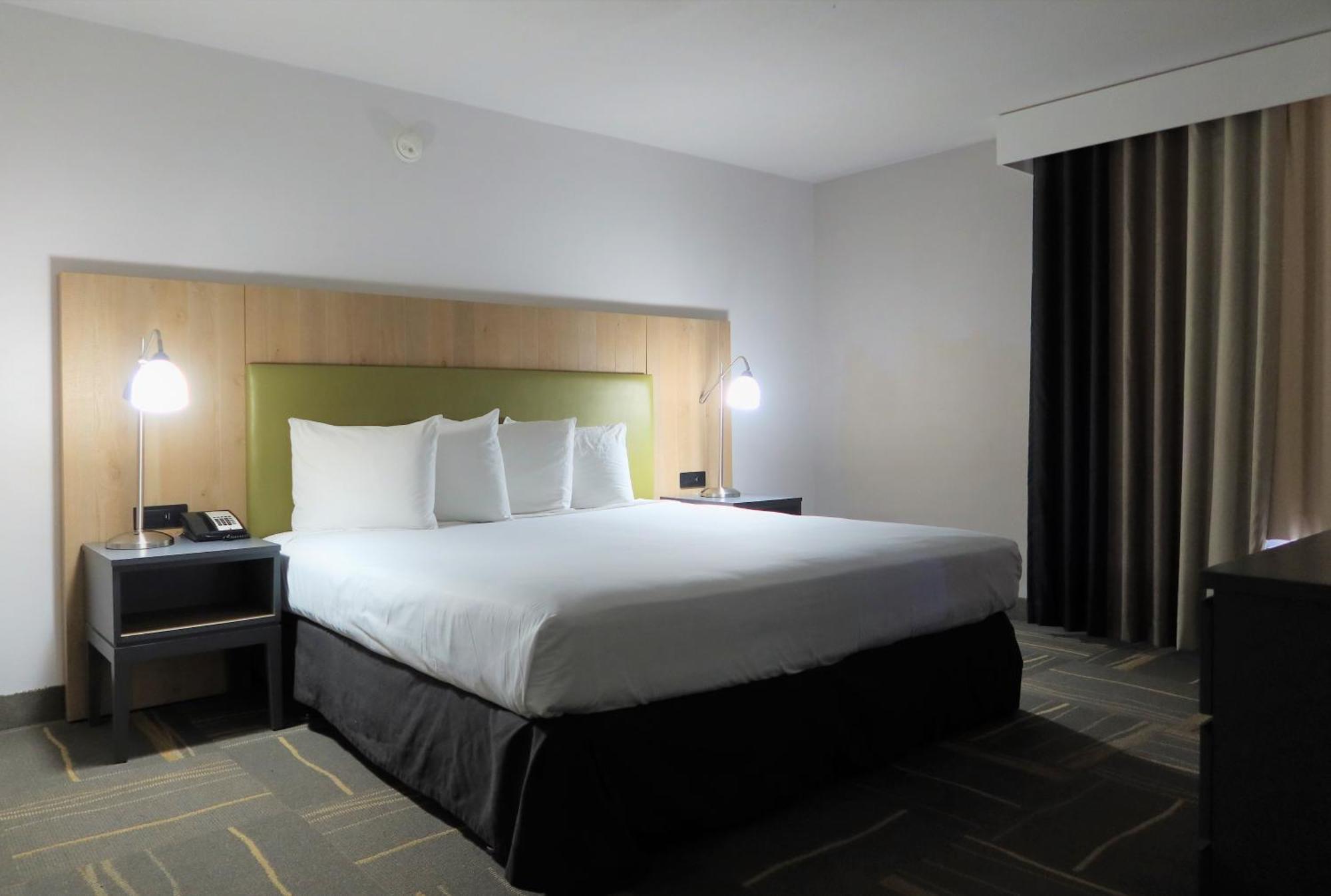 Greentree Inn & Suites Phoenix Sky Harbor Exteriér fotografie