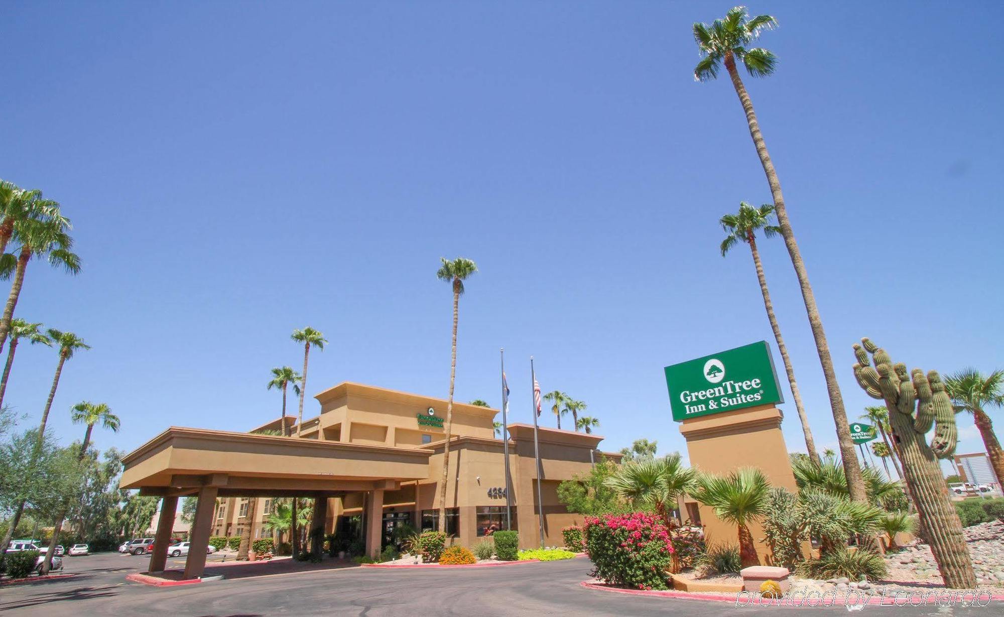Greentree Inn & Suites Phoenix Sky Harbor Exteriér fotografie