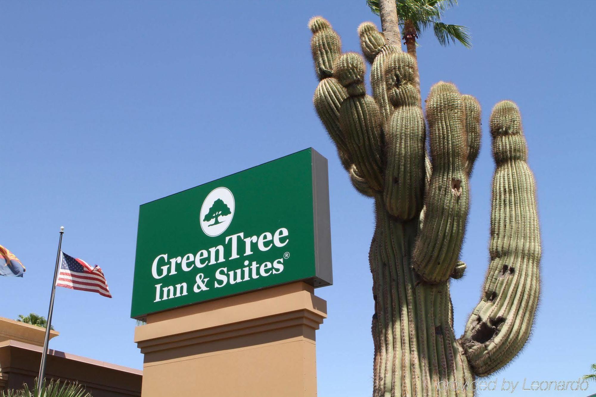 Greentree Inn & Suites Phoenix Sky Harbor Exteriér fotografie